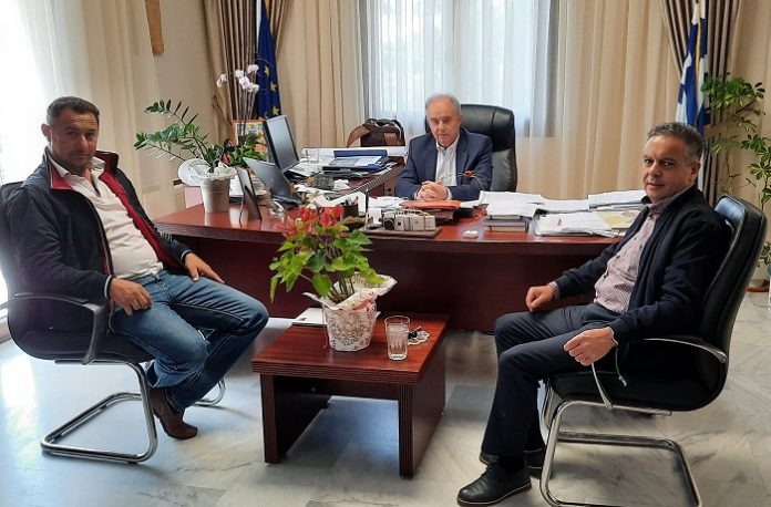 Προχωρά το πρόγραμμα βιολογική καταπολέμησης της σφήκας της καστανιάς στο δήμο Τεμπών Προχωρά το πρόγραμμα βιολογική καταπολέμησης της σφήκας της καστανιάς στο δήμο Τεμπών