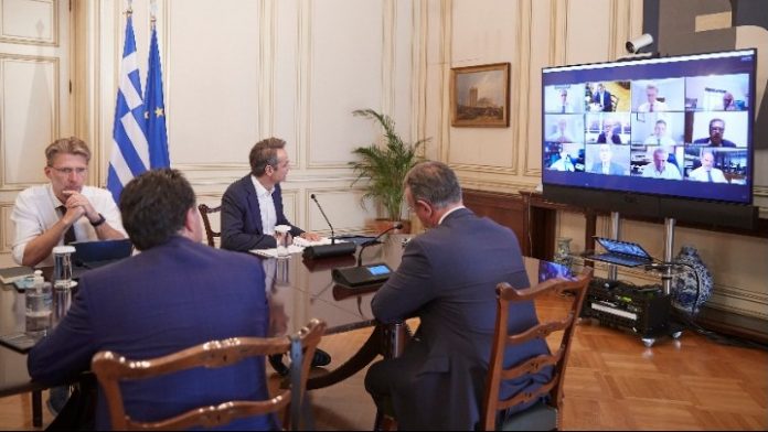 Ολοκληρώθηκε η τηλεδιάσκεψη του πρωθυπουργού με την «Επιτροπή Πισσαρίδη» και τη συμμετοχή κοινωνικών εταίρων Ολοκληρώθηκε η τηλεδιάσκεψη του πρωθυπουργού με την «Επιτροπή Πισσαρίδη» και τη συμμετοχή κοινωνικών εταίρων