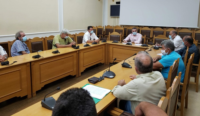 ta-provlimata-ton-paradosiakon-apostagmatopoion-se-syskepsi-sti-perifereia-kritis-204529