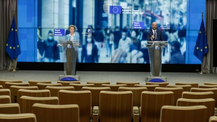 Συμφωνία των 27 για το ιστορικό σχέδιο ανάκαμψης - Πάνω από 70 δισ. ευρώ. στην Ελλάδα Συμφωνία των 27 για το ιστορικό σχέδιο ανάκαμψης - Πάνω από 70 δισ. ευρώ. στην Ελλάδα