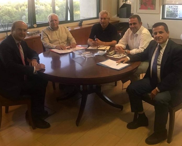 Συνάντηση Κ. Χατζηδάκη με το Προεδρείο της Πανελλήνιας Ένωσης Δασολόγων Δημοσίων Υπαλλήλων Συνάντηση Κ. Χατζηδάκη με το Προεδρείο της Πανελλήνιας Ένωσης Δασολόγων Δημοσίων Υπαλλήλων