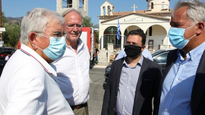 Τις πυρόπληκτες περιοχές στη Μάνη επισκέφθηκε ο Μ. Βορίδης Τις πυρόπληκτες περιοχές στη Μάνη επισκέφθηκε ο Μ. Βορίδης