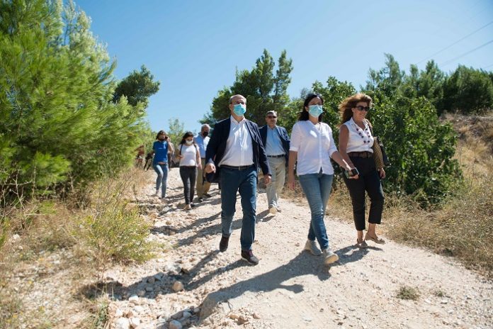 ΥΠΕΝ: Στόχος η περιβαλλοντική προστασία και ανάδειξη της Πεντέλης