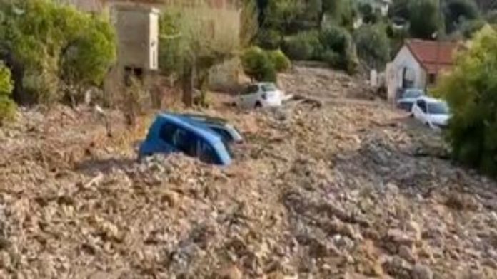 Αγώνας δρόμου από ΥΠΑΑΤ και ΕΛΓΑ για την καταγραφή των ζημιών στις πληγείσες περιοχές της Θεσσαλίας Αγώνας δρόμου από ΥΠΑΑΤ και ΕΛΓΑ για την καταγραφή των ζημιών στις πληγείσες περιοχές της Θεσσαλίας