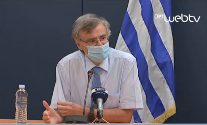 Σ. Τσιόδρας: Δυναμική η διασπορά του ιού - Αισιοδοξία για θετικά αποτελέσματα από το εμβόλιο τον Οκτώβριο Σ. Τσιόδρας: Δυναμική η διασπορά του ιού - Αισιοδοξία για θετικά αποτελέσματα από το εμβόλιο τον Οκτώβριο