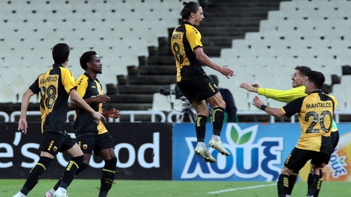 epiki-niki-tis-aek-epi-tis-volfsbourgk-kai-prokrisi-stous-omilous-tou-europa-league-209886