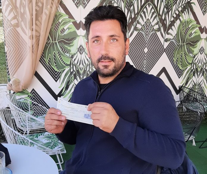O Πασχάλης Αδαμάκης μεγάλος νικητής του διαγωνισμού βαμβακιού 4χ4 της Syngenta Hellas O Πασχάλης Αδαμάκης μεγάλος νικητής του διαγωνισμού βαμβακιού 4χ4 της Syngenta Hellas
