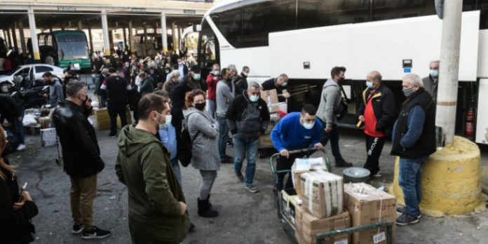 Ελάχιστοι επιβάτες, πολυάριθμα δέματα στα «χριστουγεννιάτικα» δρομολόγια των ΚΤΕΛ Ελάχιστοι επιβάτες, πολυάριθμα δέματα στα «χριστουγεννιάτικα» δρομολόγια των ΚΤΕΛ