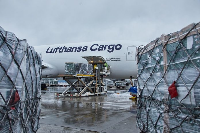 lufthansa-naylose-eidiki-ptisi-metafora-80-tonon-oporokipeytikon-inomeno-basileio