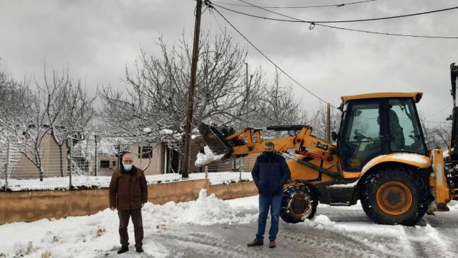 Επί ποδός ο μηχανισμός του Δήμου Μαρωνείας Σαπών για την αντιμετώπιση της χιονόπτωσης