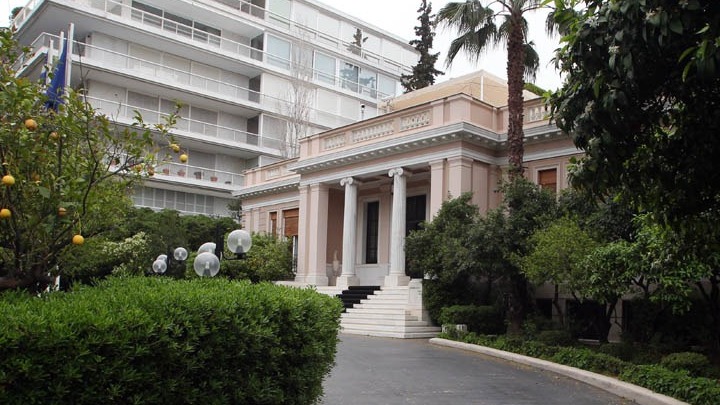deite-live-tis-anakoinoseis-gia-ti-nea-synthesi-tis-kyvernisis-218707