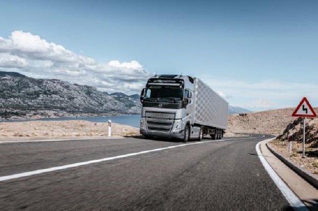 protoporiaki-meta-apo-20-chronia-i-technologia-metadosis-i-shift-tis-volvo-trucks-225436