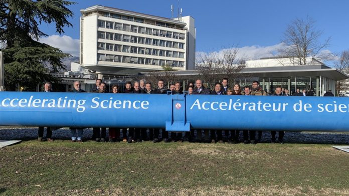 seb-diadiktyako-synedrio-titlo-doing-business-with-cern-pempti-275