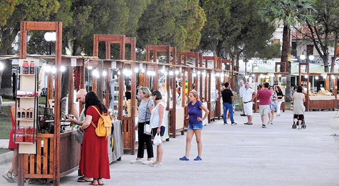 aroma-gynaikas-stin-24i-ekthesi-agrotourismou-stin-epidavro-236190