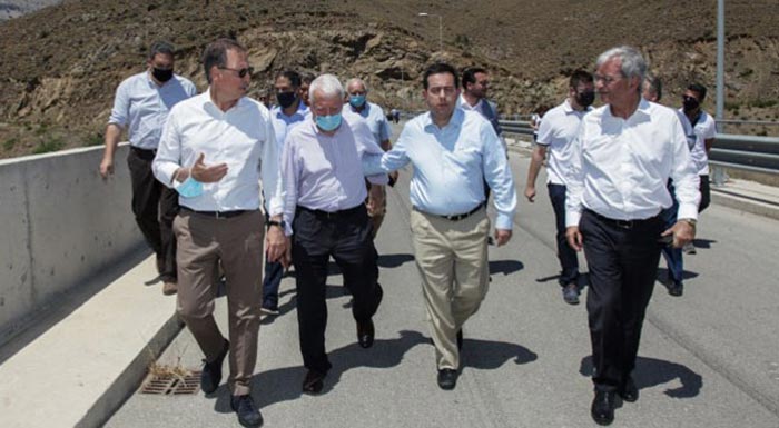 mechri-to-2023-tha-echei-oloklirothei-to-fragma-kori-gefyri-pou-epilyei-to-provlima-ydrefsis-kai-ardefsis-tis-chiou-236294
