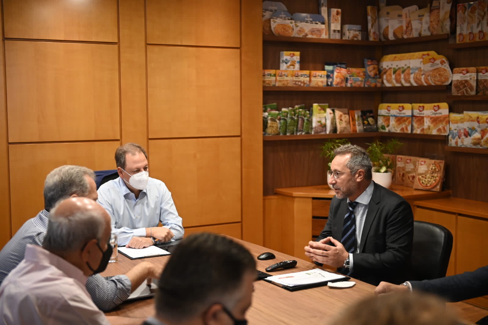 sp-livanos-metavasi-apo-ton-kapno-sti-stevia-dimiourgia-neas-nootropias-kalliergiton-241426