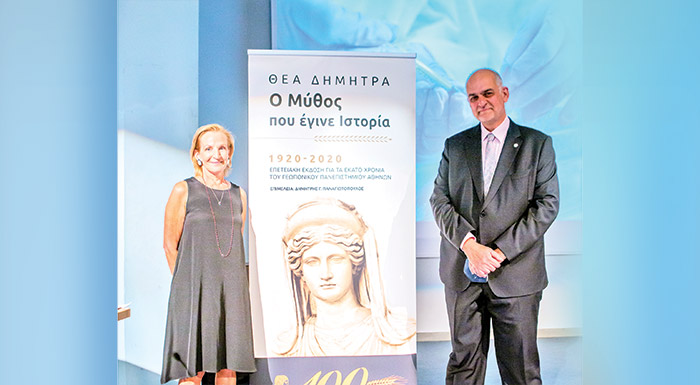 thea-dimitra-o-mythos-pou-egine-istoria-242877