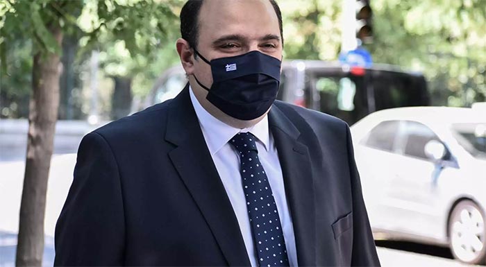 christos-triantopoulos-apo-to-damasi-pio-dikaia-kai-pio-grigora-ta-chrimata-se-aftous-pou-ta-echoun-anagki-244195