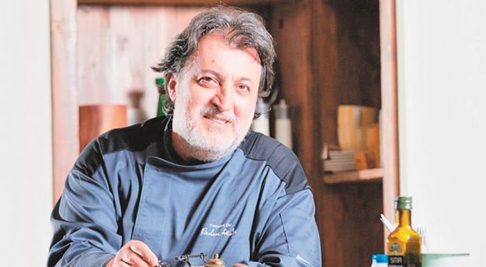 slow-food-vgainoun-brosta-oi-sef-gia-ta-topika-proionta-pou-teinoun-na-ekleipsoun-247367