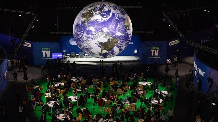 cop26-h-ee-tha-syneisferei-me-1-dis-evro-stin-pagkosmia-desmefsi-gia-ton-termatismo-tis-apopsilosis-ton-dason-245735