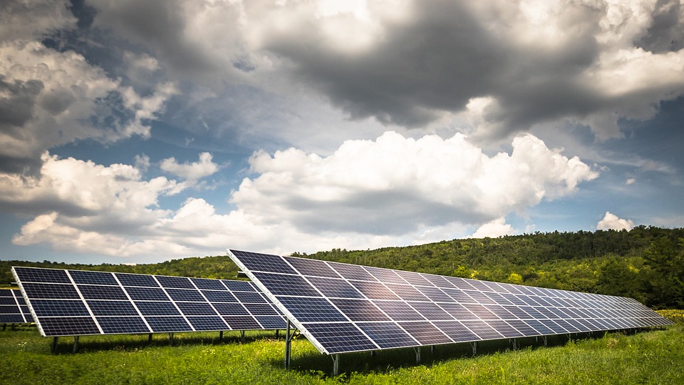 fotovoltaiko-parko-6-mw-kataskevazei-o-dimos-kozanis-gia-kalypsi-tou-synolou-ton-anagkon-tou-se-energeia-245470