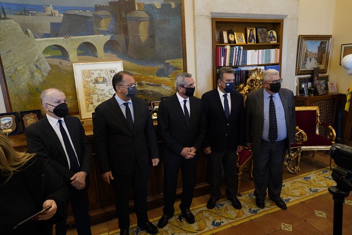 g-stylios-anoiktes-oi-portes-tou-ypourgeiou-gia-na-voithisoume-tin-anaptyxi-ton-topikon-koinonion-247747