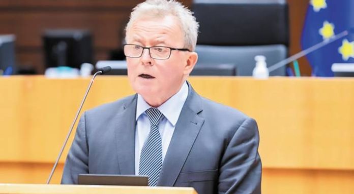 mploko-boitsexofski sta-stratigika-sxedia-pou-periorizoun-ti stiriksi-mikromesaion-agroton