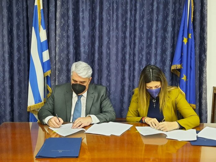 mnimonio-synergasias-ypaat-ypourgeiou-tourismou-proothisi-alieytikou-tourismou