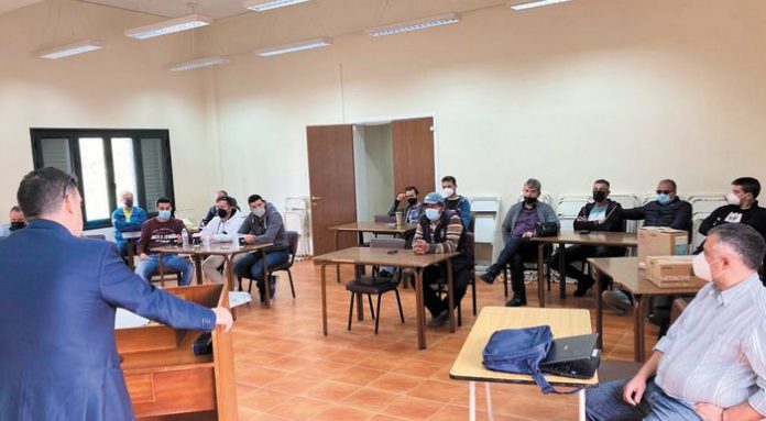 -17_topos_anoigma_peloponisos-web-resources_κ2α_700x385