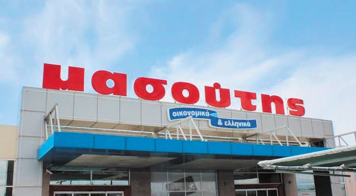 i-megali-apovasi-tis-masoutis-kai-i-machi-tis-kritis-sta-souper-market-263098