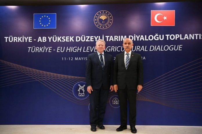 agkyra-protos-dialogos-ypsilou-epipedou-sysfiksi-agro-emporikon-sxeseon-ee-tourkias