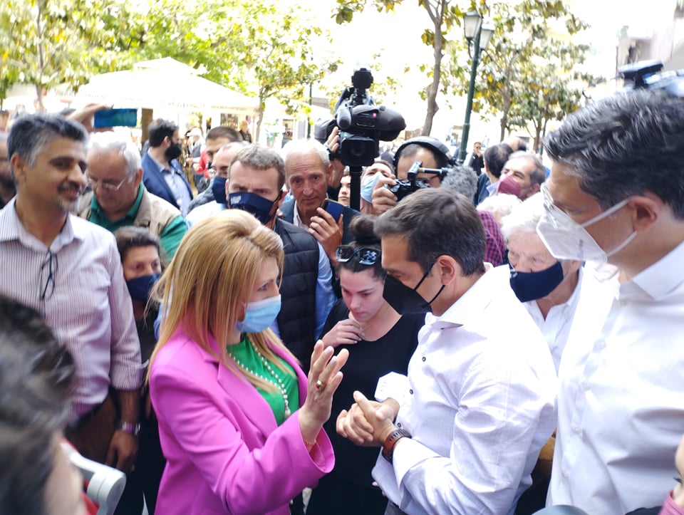 me-tous-agrotes-tou-pyrgou-synomilise-o-alexis-tsipras-261859