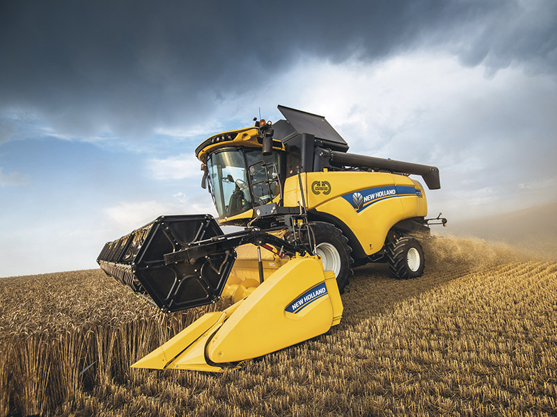 i-new-holland-agriculture-parousiazei-tin-seira-therizoalonistikon-michanon-ch-crossover-harvesting-266356