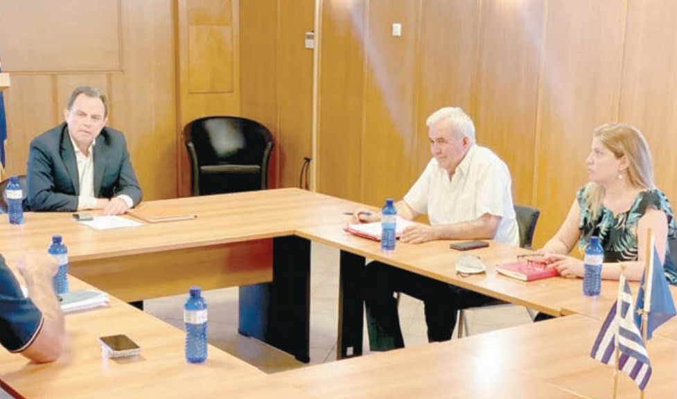 me-mikro-kalathi-para-tis-yposcheseis-tou-ypourgou-efygan-apo-to-ypaat-ekprosopoi-tis-o-p-amaliadas-265538