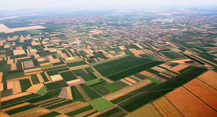 1200px-Serbia_Vojka_from_southwest_IMG_9207