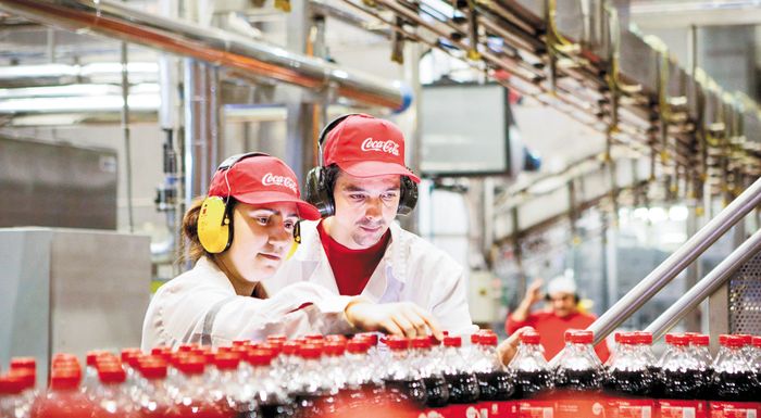 coca-cola-3e-exi-fores-pano-ta-kathara-kerdi-anoichto-to-metopo-me-tin-ep-antagonismou-270266