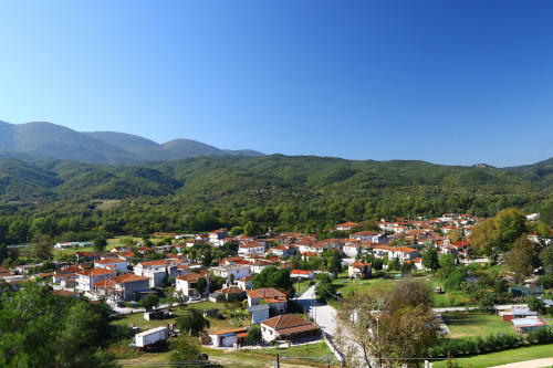 paranesti-synora-i-fysi-den-gnorizei-apo-to-sidiroun-parapetasma-stin-evropaiki-prasini-zoni-273709