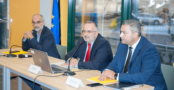 29i-agrotica-i-trapeza-peiraios-stirizei-ton-protogeni-tomea-kai-klado-tis-agrodiatrofis-276181