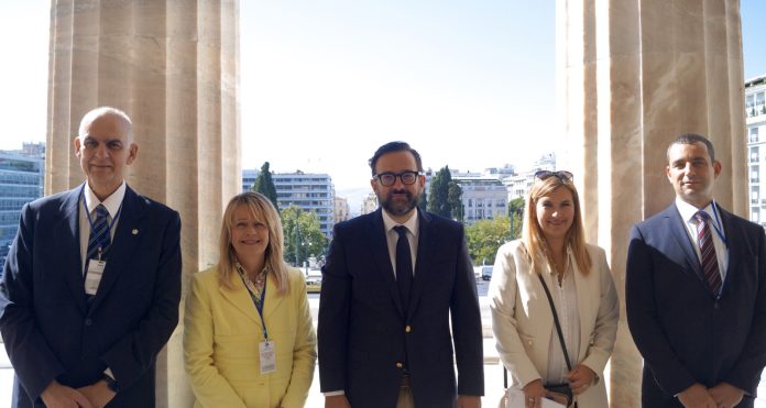 parousiasi-geoponikou-panepistimiou-athinon-stin-eidiki-monimi-epitropi-ereynas-texnologias-boulis