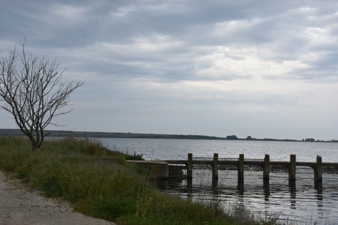 prasino-fos-gia-tin-ylopoiisi-ergon-se-exi-limnothalasses-tis-rodopis-278915