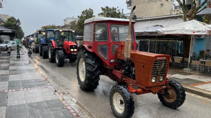 poreia-trakter-stin-kinitopoiisi-agroton-farsala