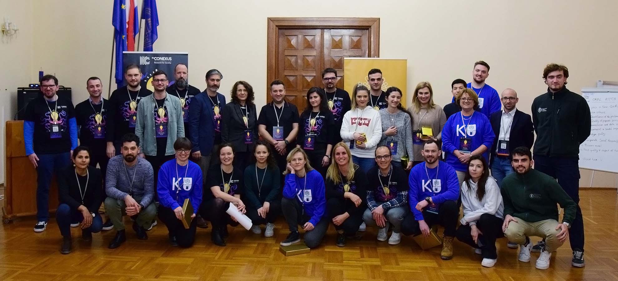diakrisi-gia-tin-epistimoniki-omada-tou-geoponikou-ston-teliko-diagonismo-tou-1ou-hackathon-284984