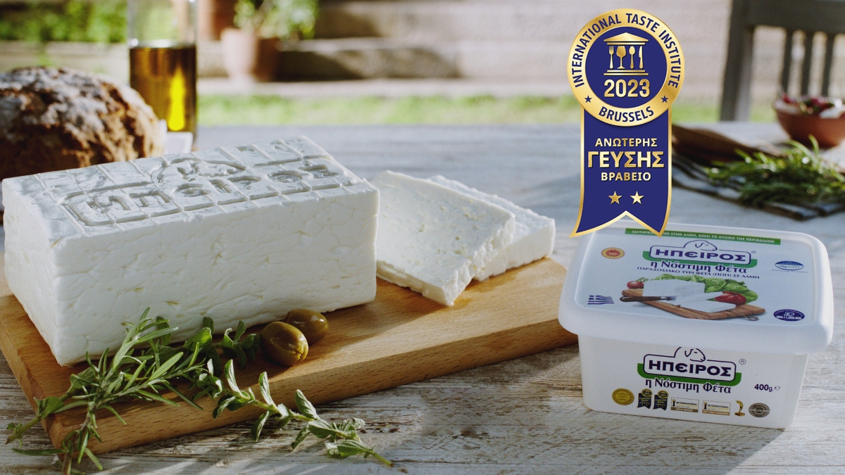 akoma-mia-diakrisi-gia-tin-ipeiros-feta-pop-sta-superior-taste-awards-285138