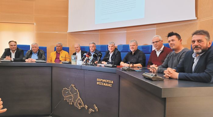 i-koukouvagia-tyto-sti-machi-gia-tin-antimetopisi-ton-troktikon-ston-thessaliko-kabo-292851