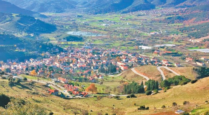 efkoloteri-prosvasi-gia-tous-agrotes-sta-kalavryta-295057