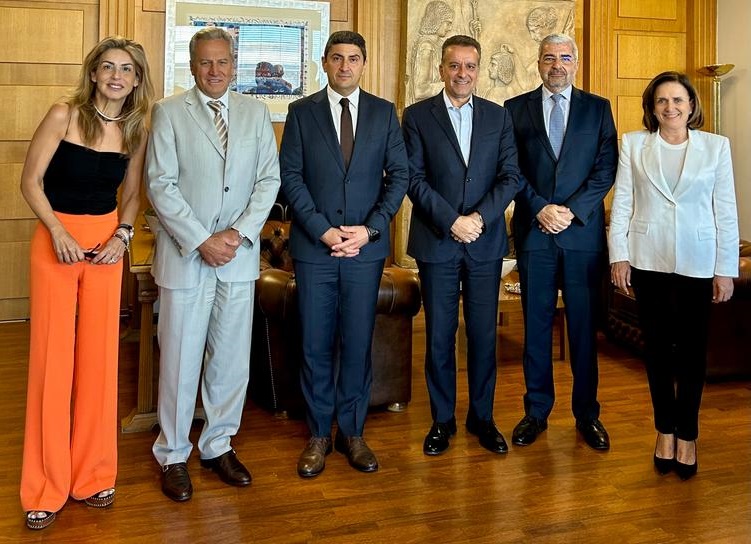 i-stirixi-tou-agrodiatrofikou-kladou-sta-themata-syzitisis-tou-l-avgenaki-me-antiprosopeia-tou-sevt-297345