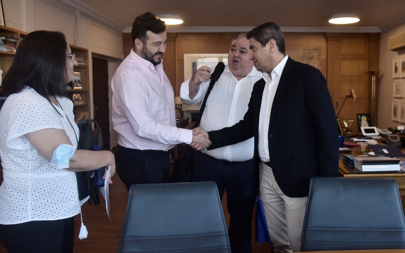 to-ypaat-tha-stathei-arogos-sto-geotee-dilose-o-l-avgenakis-se-synantisi-me-ton-proedro-tou-geotee-298195