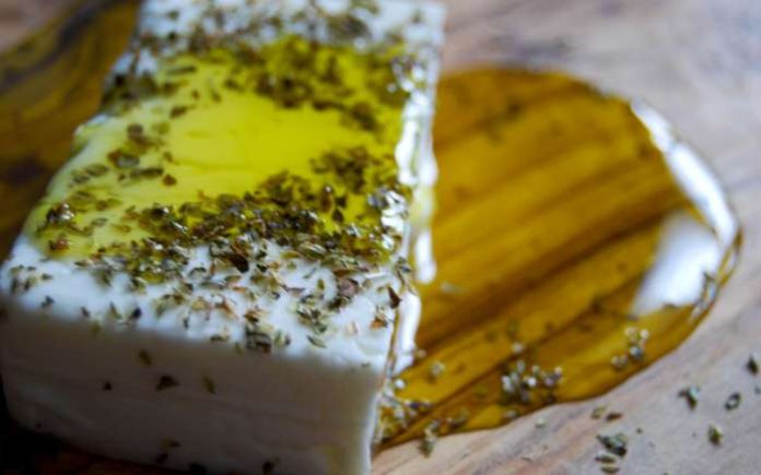 elaiolado-feta-W700