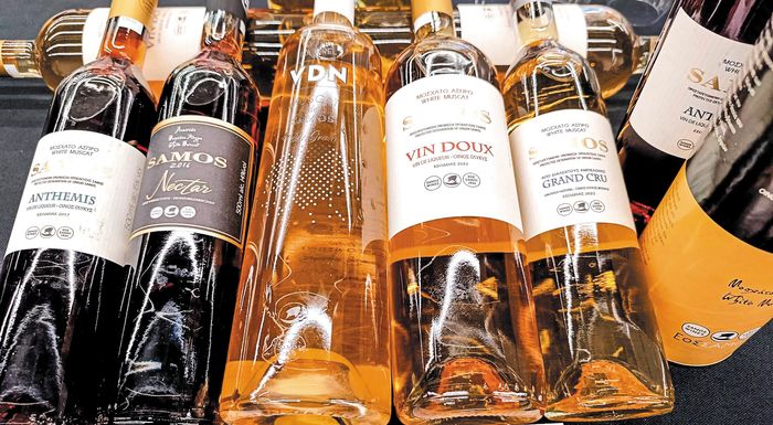 olo-kai-pio-konta-to-ntebouto-sto-tsipouro-gia-ton-eos-samou-311180