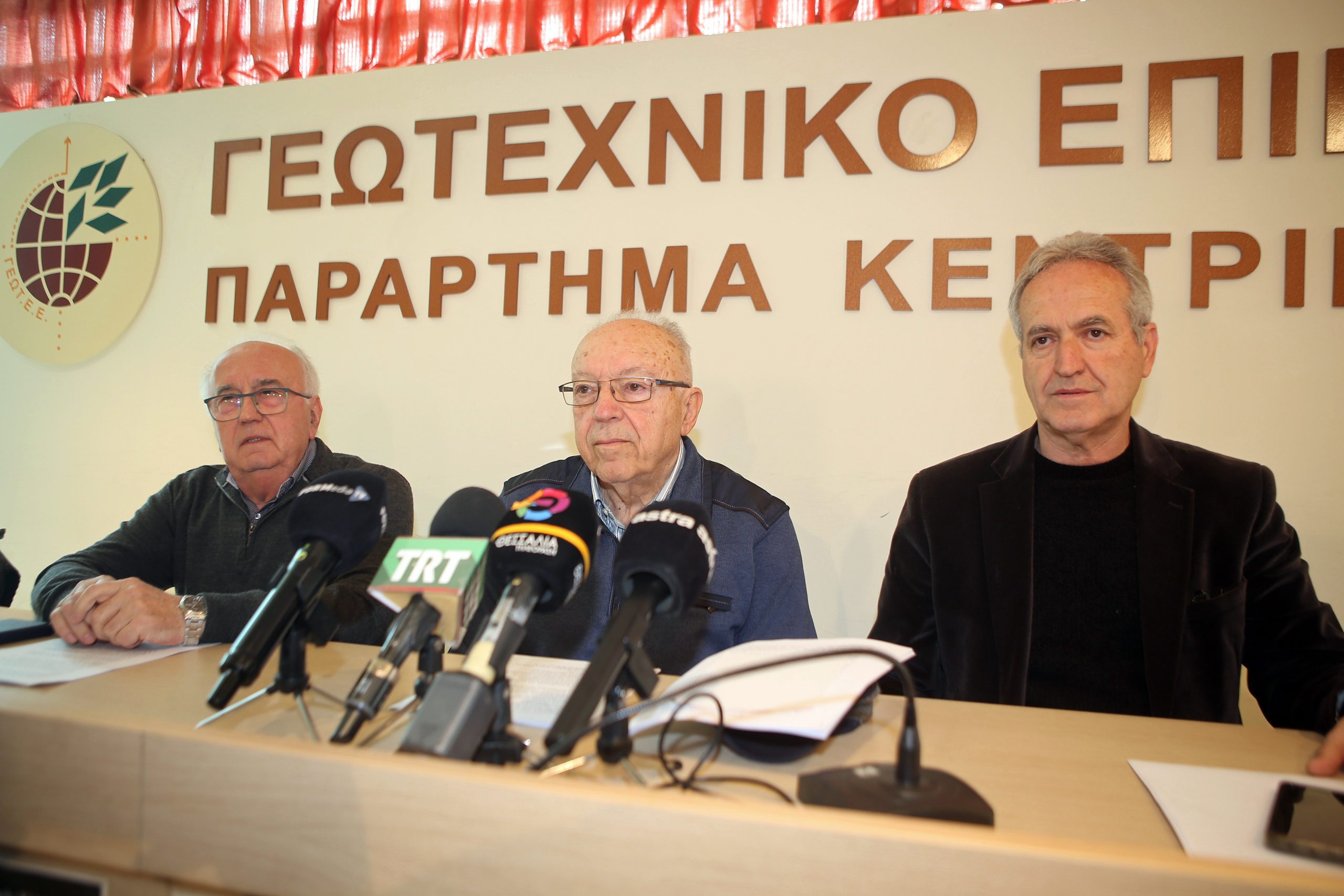 na-xekatharisei-i-kyvernisi-tis-theseis-tis-gia-to-ydatiko-tis-thessalias-kai-ta-erga-tou-acheloou-313832